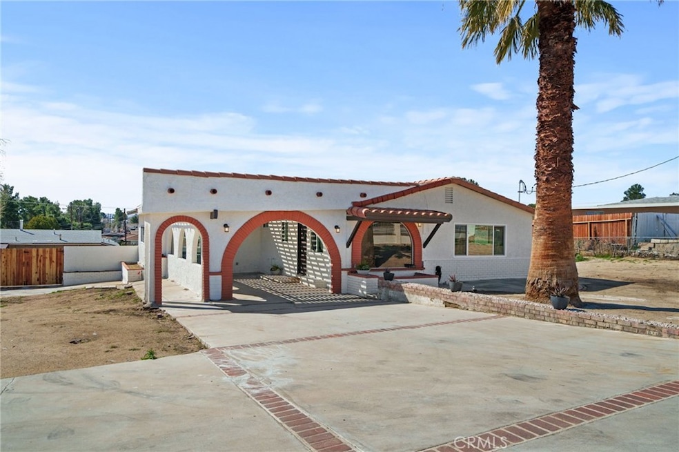 16289 Molino Dr, Victorville, CA 92395 - photo 1