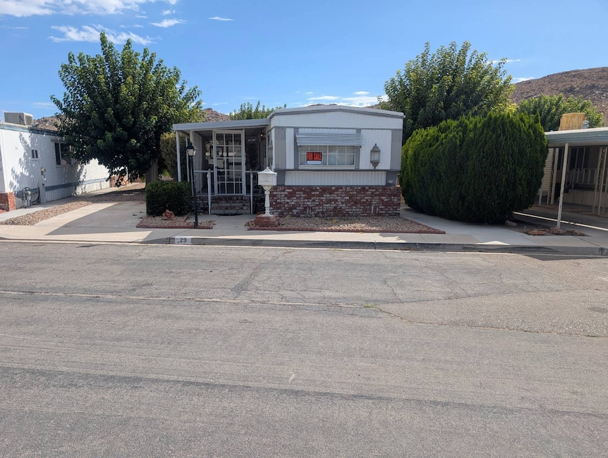 15940 Stoddard Wells Rd unit 29, Victorville, CA 92395 - photo 1