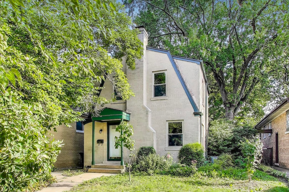 Sold $432,610 • Co-Listing Agent