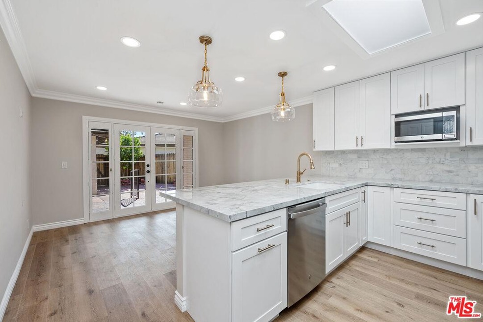 Sold $910,000 • Co-Listing Agent