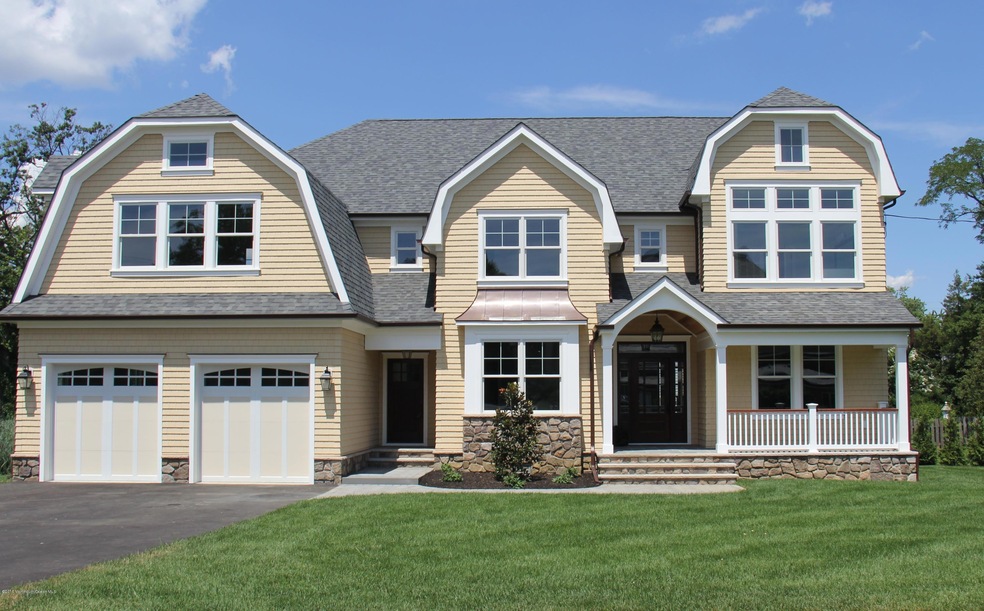 FRONT EXTERIORsE