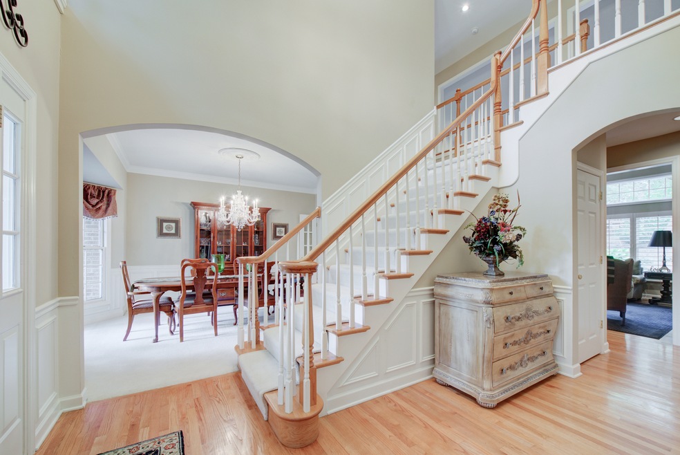 806 Shanahan Ct, Naperville, IL 60540 - photo 1