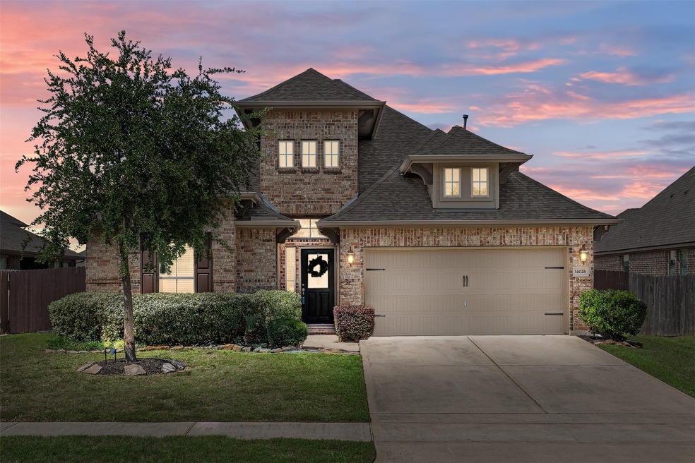 Welcome to 14026 Windover Park Ln. Located in the gated Enclave at Northpointe community.