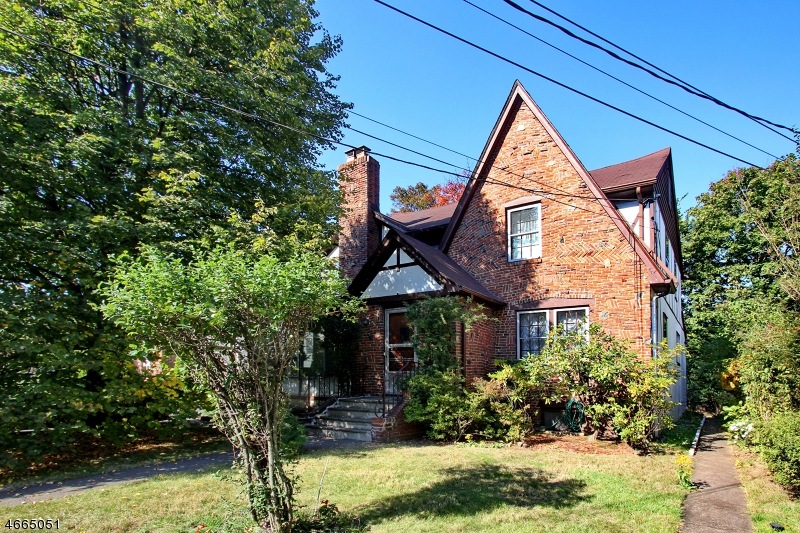 91 Locust Ave, Millburn, NJ 07041 - photo 1