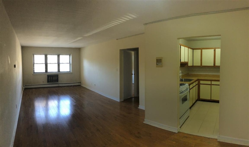 708 Boulevard E unit A3, Weehawken, NJ 07086 - photo 1