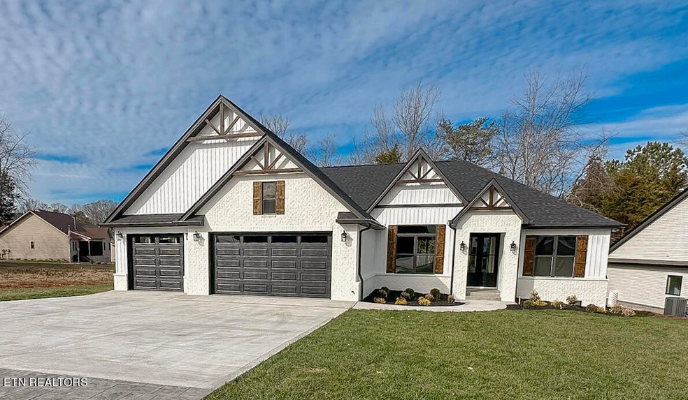 116 Cheeyo Way, Loudon, TN 37774 - photo 1