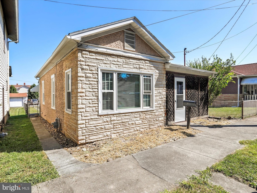 480 Barnes St, Keyser, WV 26726 - photo 1