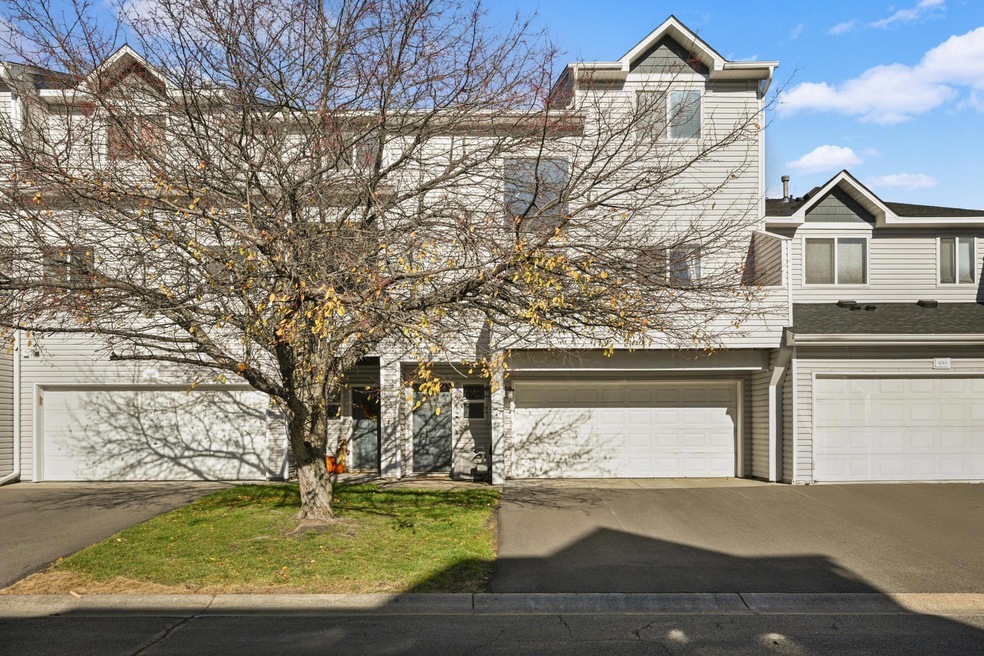 1061 108th Ln NW, Coon Rapids, MN 55433 - photo 1