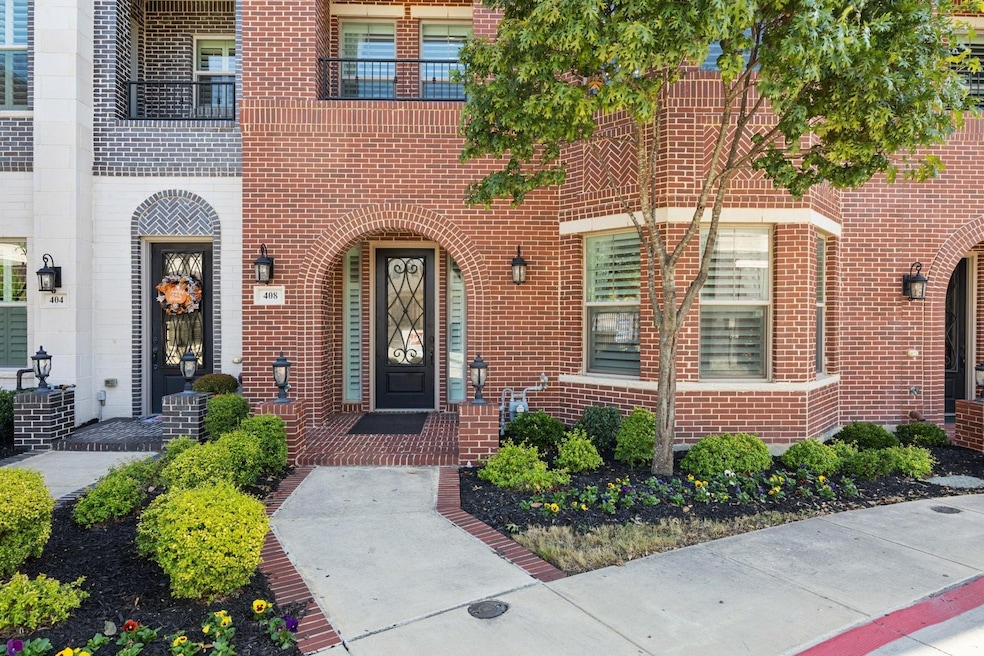 408 Crockett Cir, Roanoke, TX 76262 - photo 1