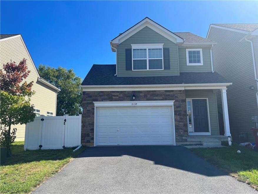 2139 Huntington Ln, Easton, PA 18040 - photo 1