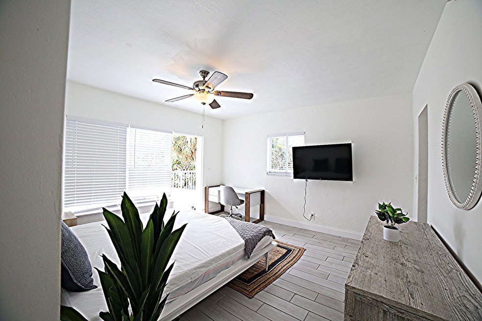 4105 N Ocean Dr unit 6, Lauderdale By the Sea, FL 33308 - photo 1