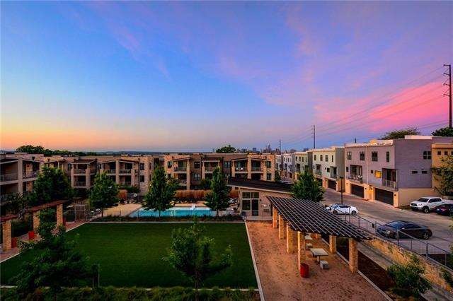 Live a resort-style life at the Denizen!