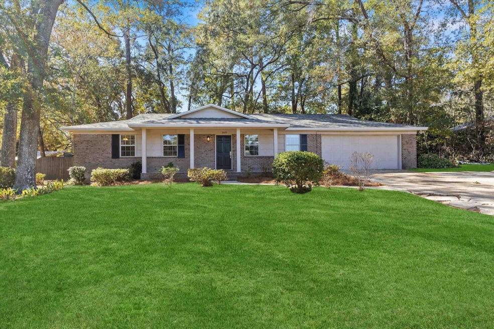 Under Contract $300,000 • Co-Listing Agent