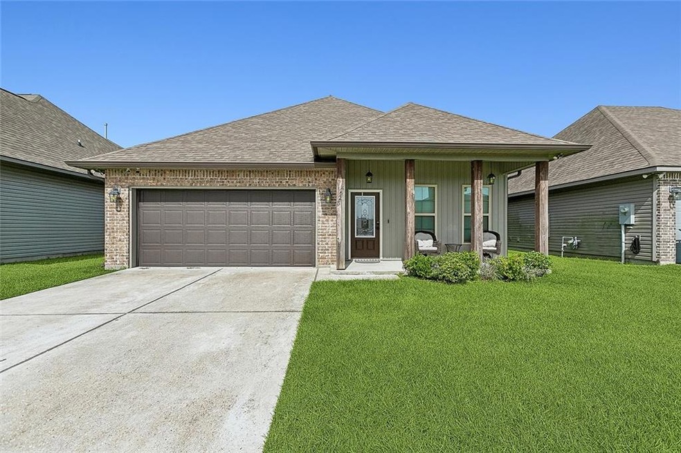 4625 Park Shore Dr, Marrero, LA 70072 - photo 1