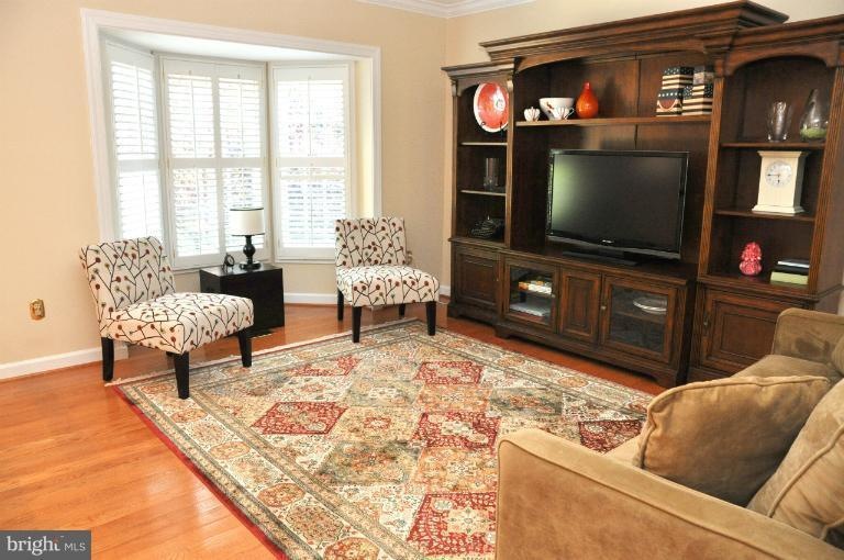 637 Budleigh Cir, Lutherville Timonium, MD 21093 - photo 1