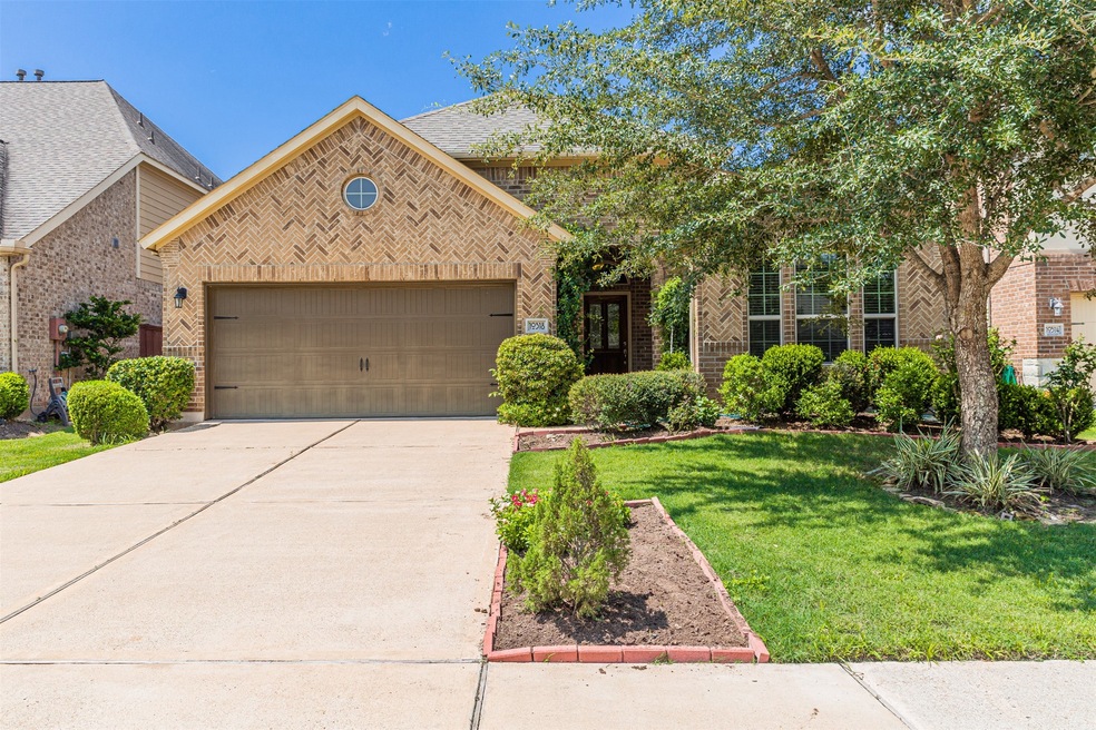 Beautiful 1.5 story Ryland built home with a 2-car