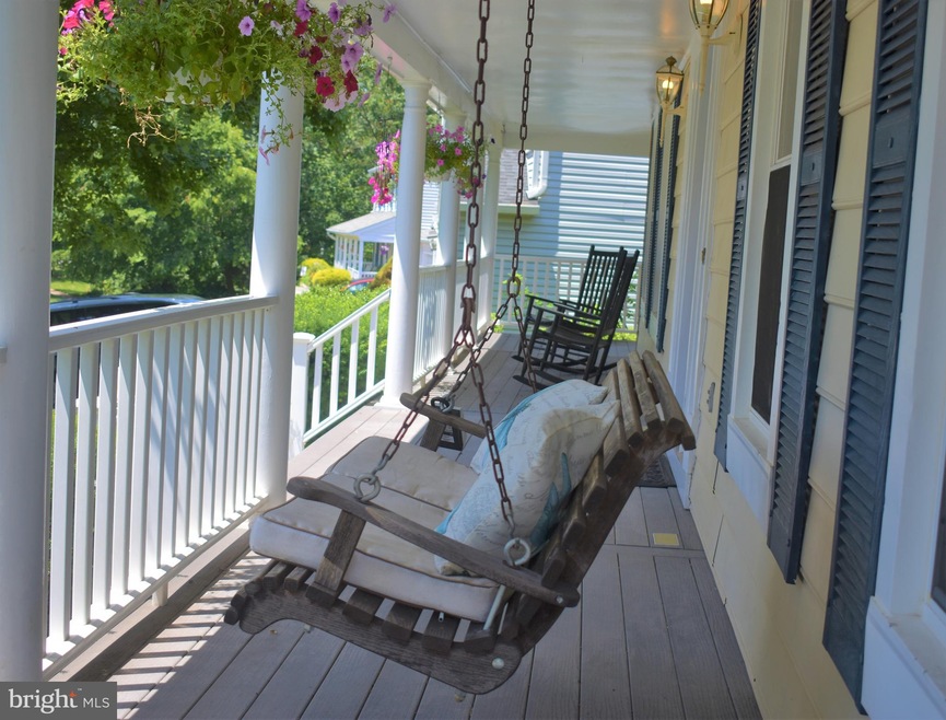 13506 Springhaven Dr, Fairfax, VA 22033 - photo 1