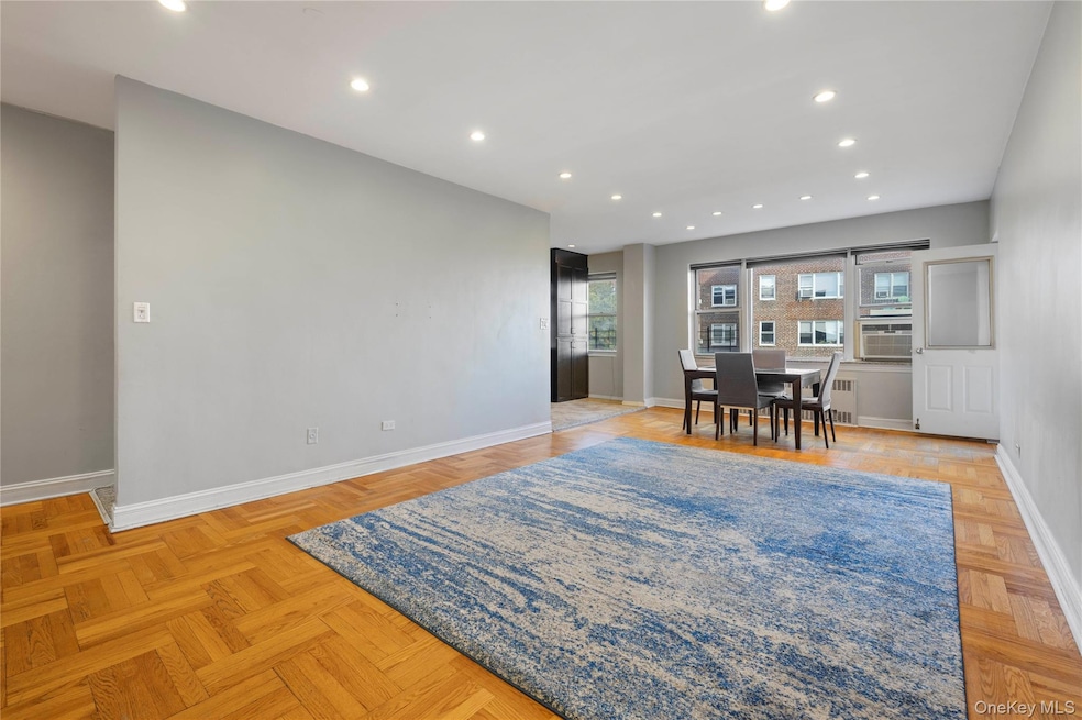 For Sale $599,000 • Co-Listing Agent