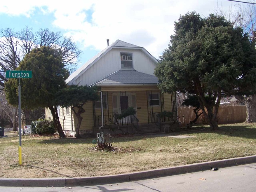 Sellers will be holding an Estate Sale March 3-6, 