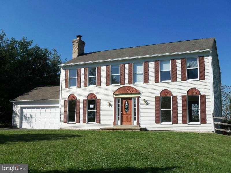 586 Prides Crossing, Shenandoah Junction, WV 25442 - photo 1