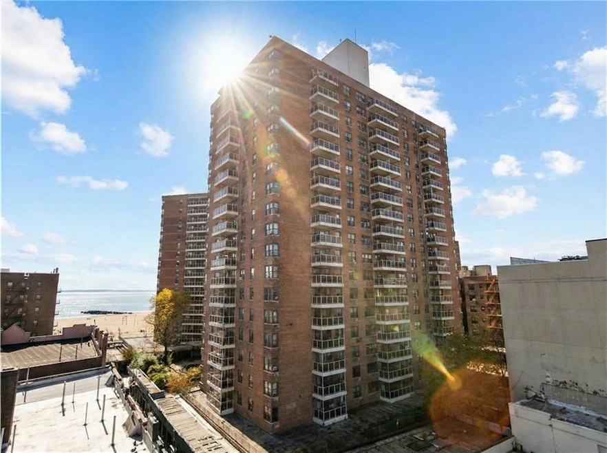 Brighton Towers A unit 7C, Brooklyn, NY 11235 - photo 1