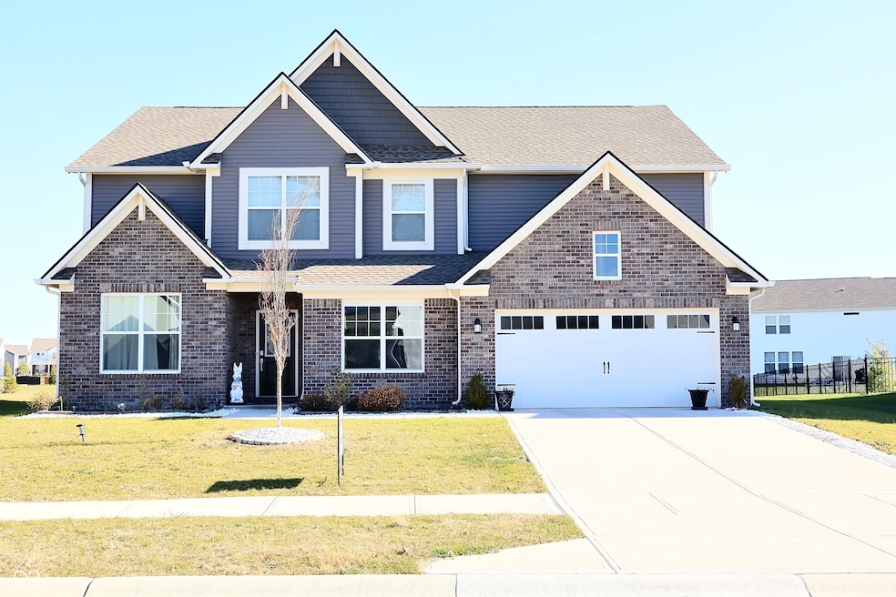 8746 Lester Place, Pendleton, IN 46064 - photo 1