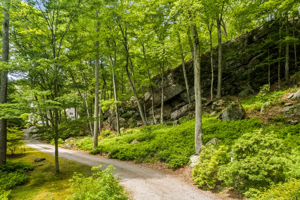 14-1 Matson Ridge, Old Lyme, CT 06371 - photo 1