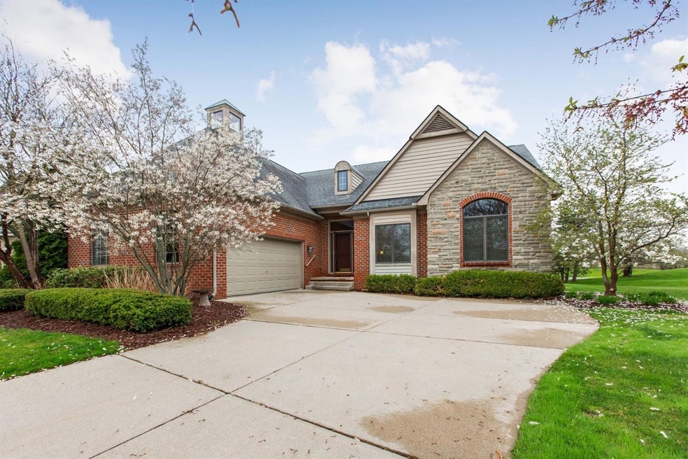 2495 Winged Foot Ct unit 8, Ann Arbor, MI 48108 - photo 1