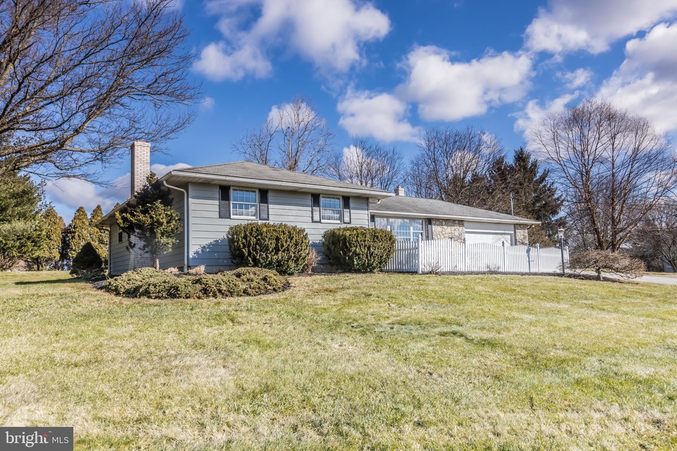 150 W Linfield-Trappe Rd, Royersford, PA 19468 - photo 1