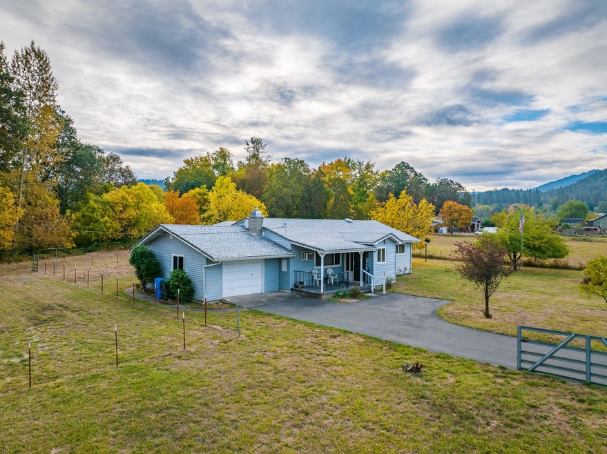 4005 Midway Ave-004