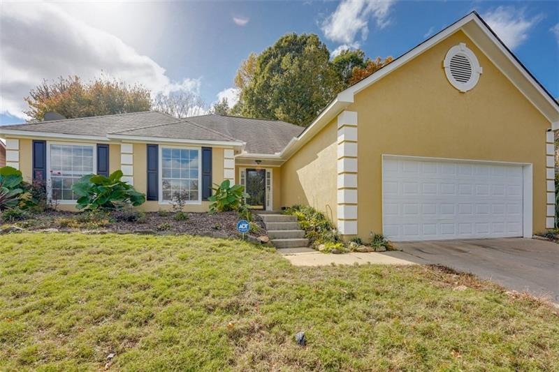 BEAUTIFUL 3 BED, 2 BATH RANCH IN EAGLE RIDGE -- GR