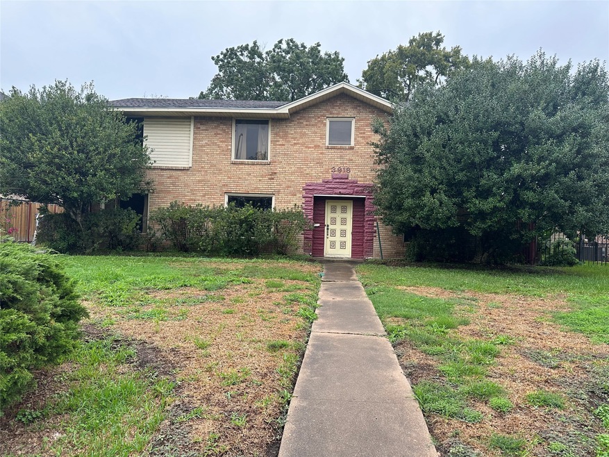 3918 Fernwood Dr, Houston, TX 77021 - photo 1