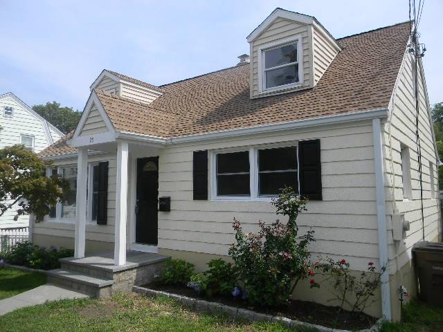 25 Raymond St, Stamford, CT 06902 - photo 1