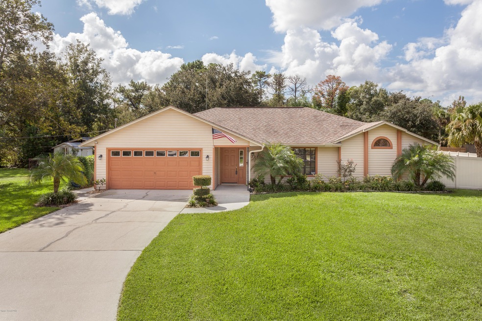 3755 Felda St-10