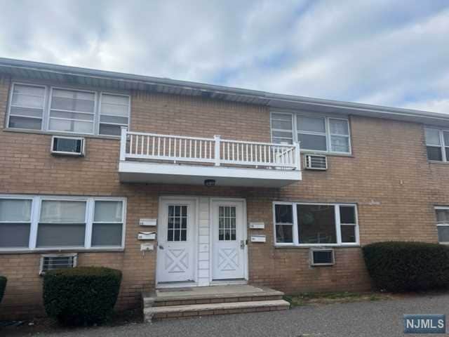 82 Contant Ave unit 18, Lodi, NJ 07644 - photo 1