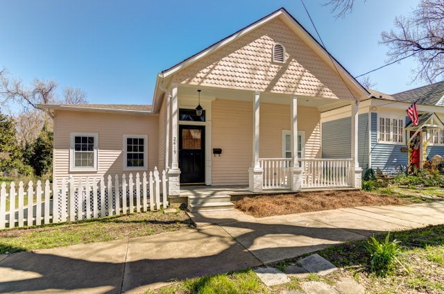 For Sale $156,900