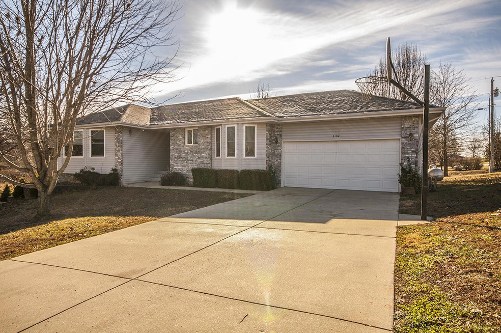 4102 Serenity Ln, Nixa, MO 65714 - photo 1