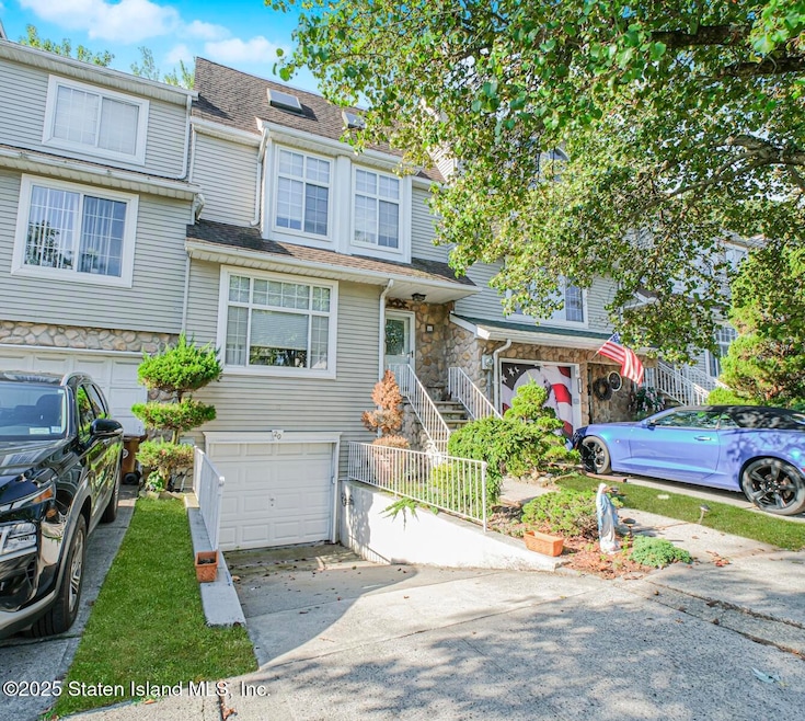 Under Contract $699,999