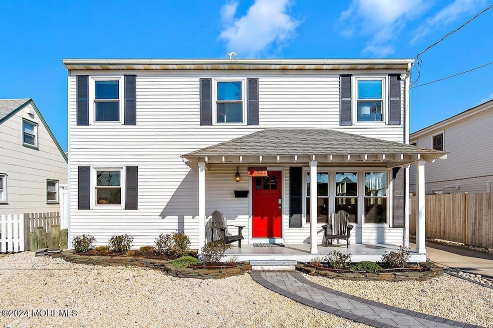 327N4thSt-4