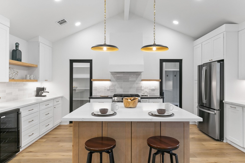 14022 Britoak Ln, Houston, TX 77079 - photo 1