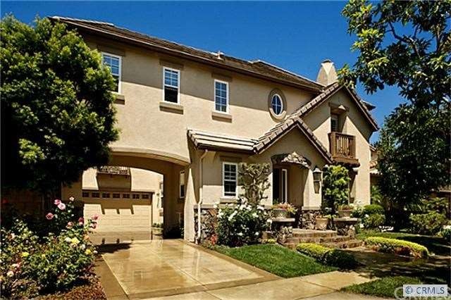 Tremendous Curb Appeal