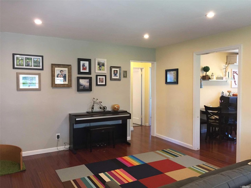 24945 60th Ave, Little Neck, NY 11362 - photo 1