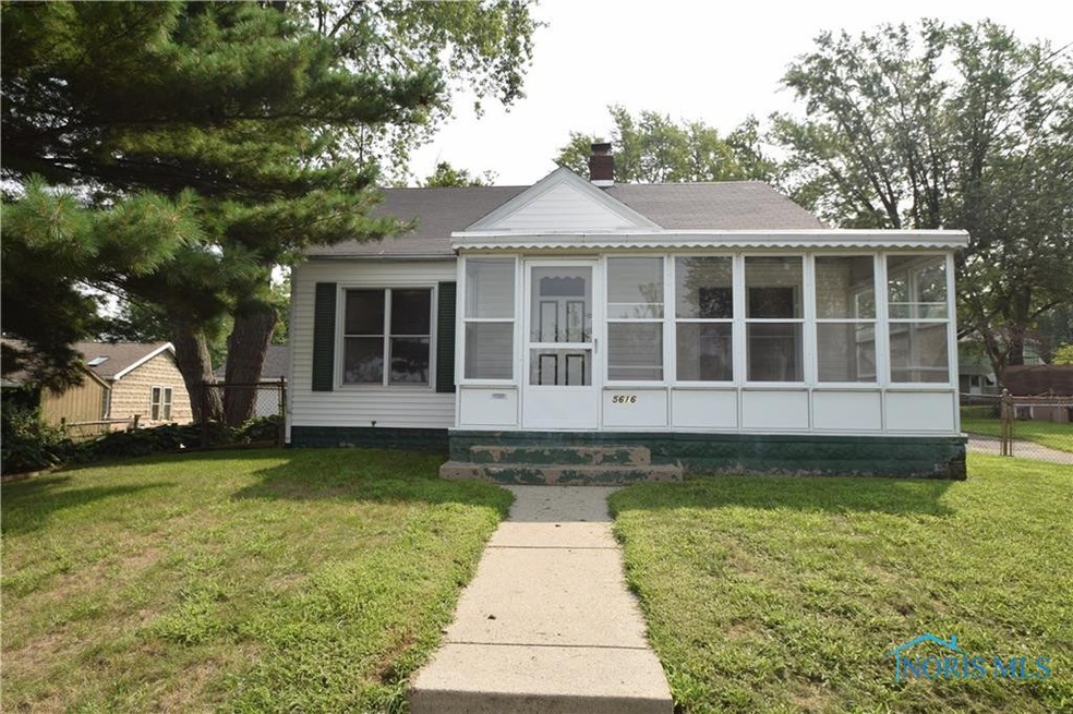 5616 304th St, Toledo, OH 43611 - photo 1