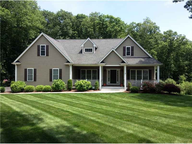 2 Valley View Dr, North Smithfield, RI 02896 - photo 1