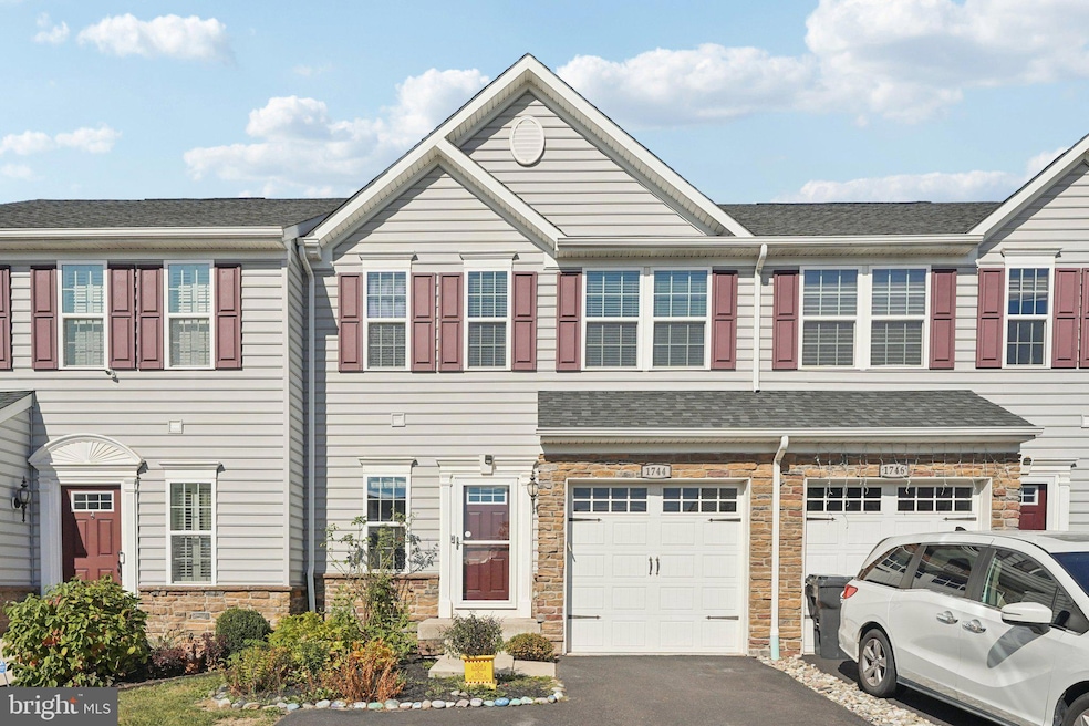 Under Contract $529,000