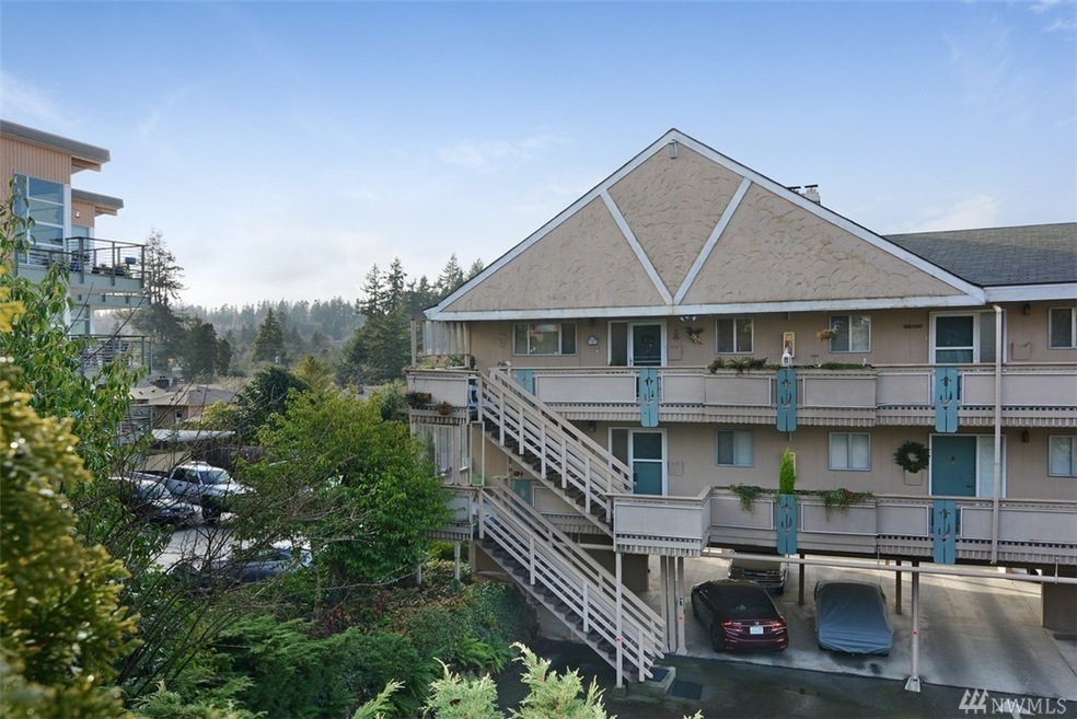 630 5th Ave S unit 108, Edmonds, WA 98020 - photo 1