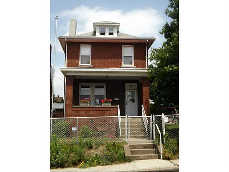 Exterior Front. Well Maintained home.