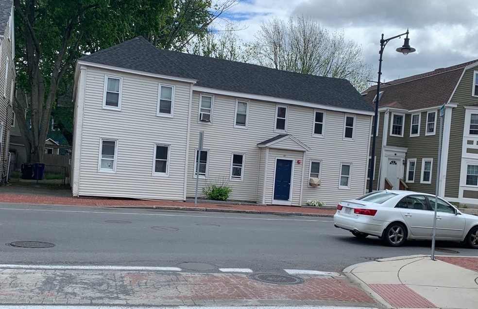 127 Bridge St unit 2R, Salem, MA 01970 - photo 1