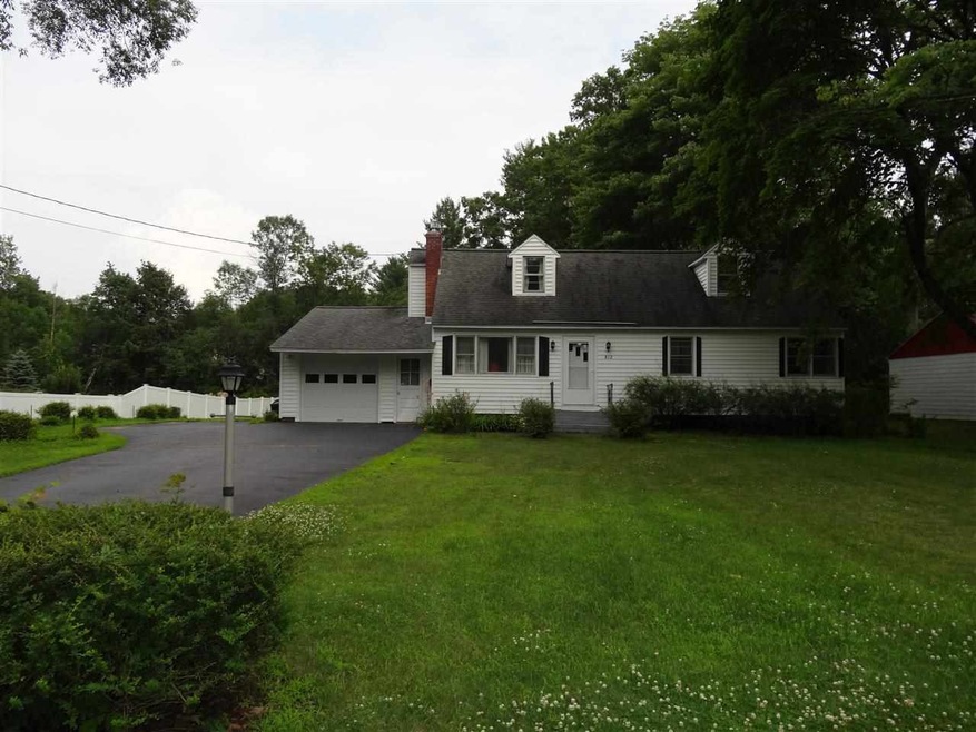 812 Whitney Dr, Schenectady, NY 12309 - photo 1