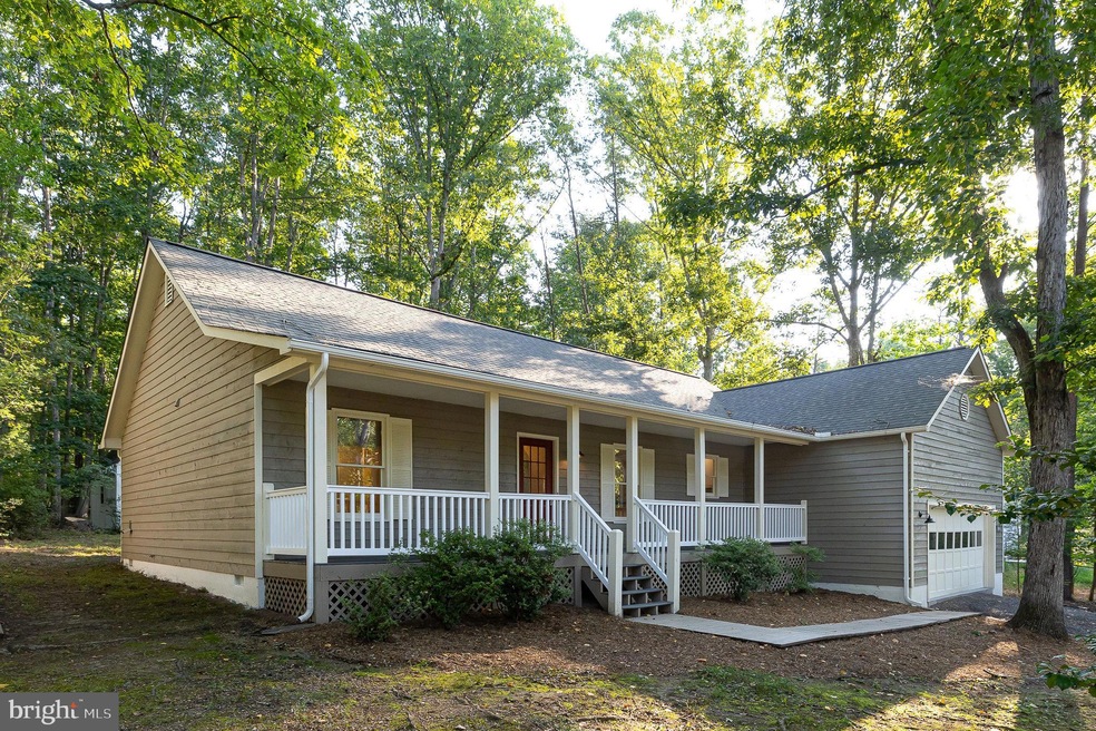 1002 Eastover Pkwy, Locust Grove, VA 22508 - photo 1